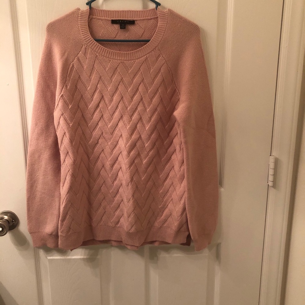 NWOT-Women’s Sweater